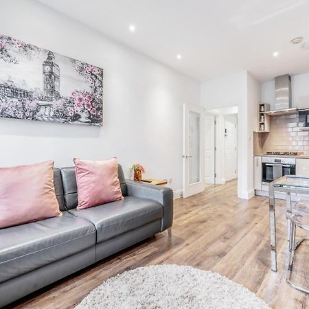Bright & Modern 2-Bed Notting Hill Apartment Londen Buitenkant foto