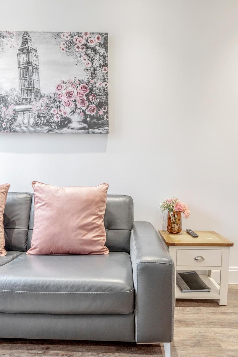Bright & Modern 2-Bed Notting Hill Apartment Londen Buitenkant foto