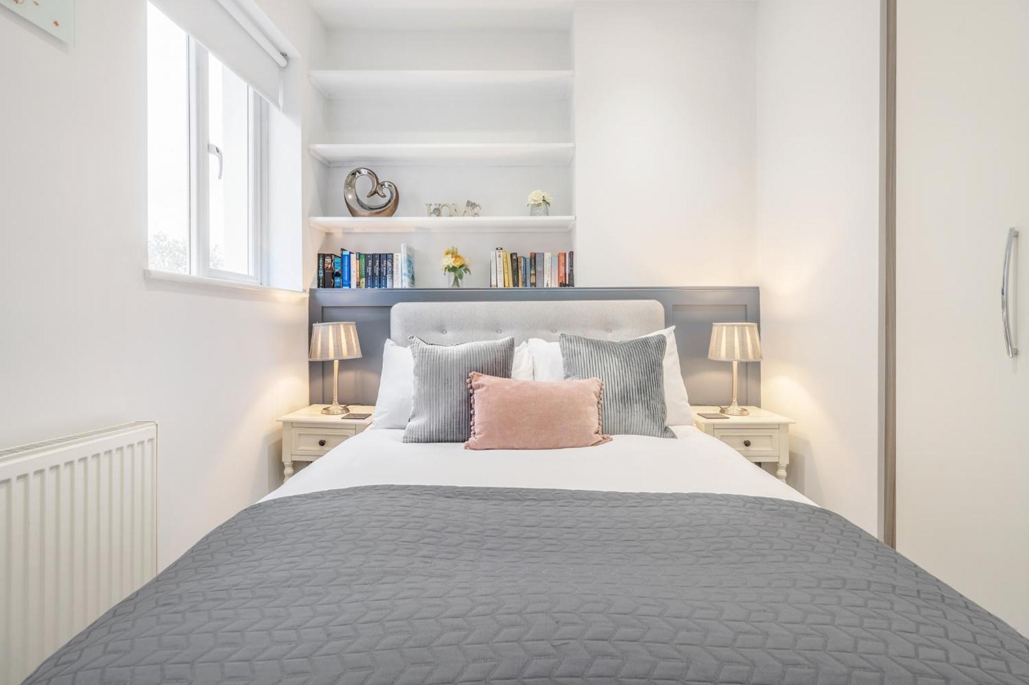 Bright & Modern 2-Bed Notting Hill Apartment Londen Buitenkant foto