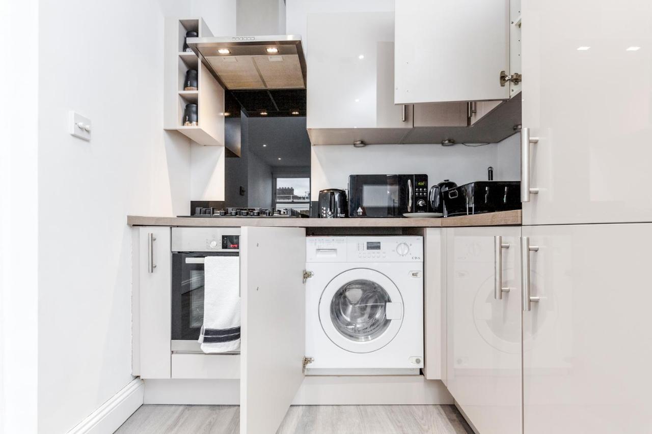 Bright & Modern 2-Bed Notting Hill Apartment Londen Buitenkant foto