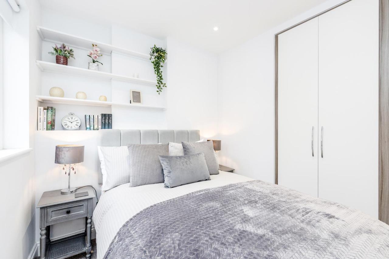 Bright & Modern 2-Bed Notting Hill Apartment Londen Buitenkant foto
